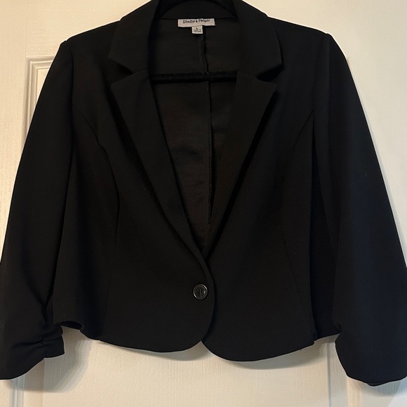 Shelby & Palmer Classic Black Cropped Blazer - Picture 2 of 2